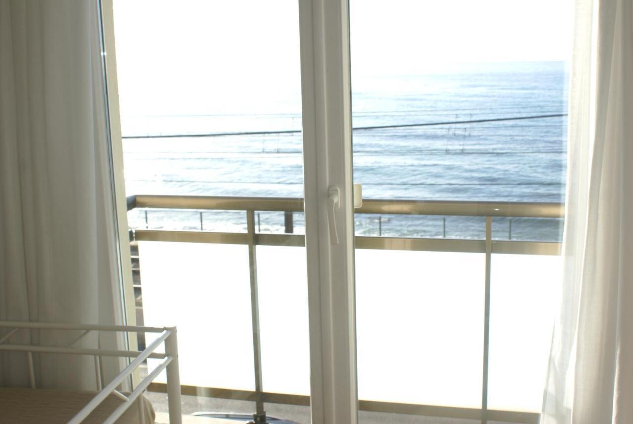 Vila De Premia Premia De Mar Exterior photo